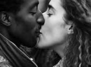 Un amour né dans la jeunesse
